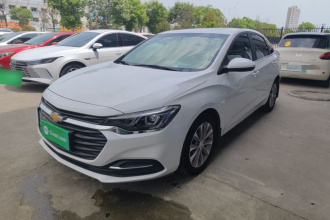 雪佛兰 科鲁泽 2022款 320 自动悦享天窗版