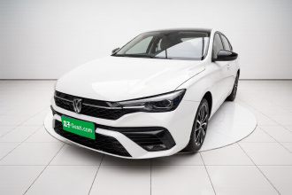 荣威i5 2021款 1.5L CVT黑金版