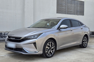 东风风神 奕炫 2020款 230T 自动炫酷赛道版