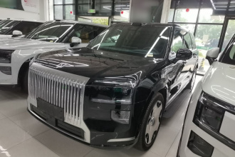 极氪9X 2025款 Ultra版 70kWh 六座