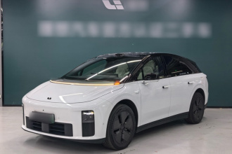 理想汽车 理想i6 2025款 两驱标准版