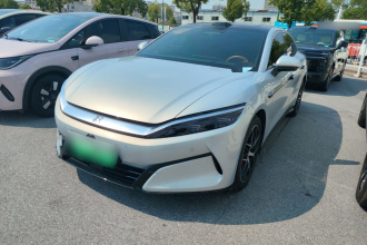 比亚迪 汉L 2025款 EV 四驱激光雷达旗舰型
