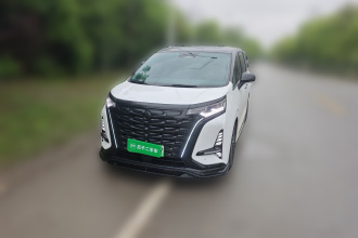 腾势D9 2022款 DM-i 970 四驱尊荣型