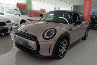 MINI 2022款 改款 1.5T COOPER 经典派 五门版