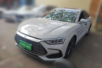 比亚迪 汉 2024款 DM-i 荣耀版 121KM 精英型