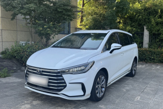 比亚迪 宋MAX 2021款 升级版 1.5T 自动豪华型 6座