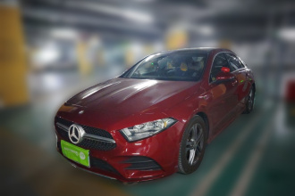 奔驰A级 2021款 改款 A 180 L 运动轿车