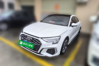 奥迪A3 2023款 改款 A3L Limousine 35 TFSI 时尚运动型