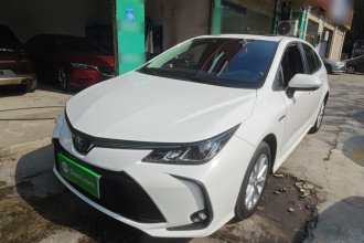 丰田 卡罗拉 2021款 双擎 1.8L E-CVT精英版