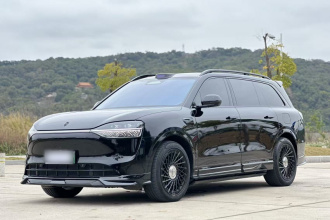 鸿蒙智行 问界M9 2025款 增程 Ultra版 52kWh 6座版