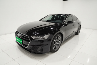 奥迪A7 2022款 45 TFSI 臻选型