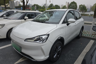 哪吒汽车 哪吒V 2022款 潮 400 Lite