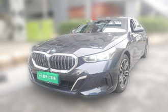 宝马5系 2025款 525Li M运动套装