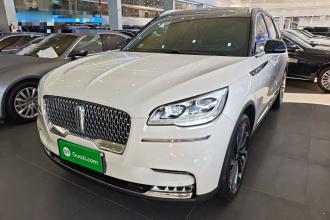 林肯 飞行家 2021款 3.0T V6 四驱行政版