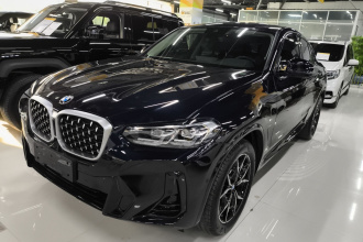 宝马X4 2022款 xDrive 25i M运动套装