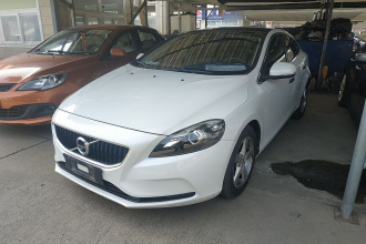 沃尔沃V40 2017款 T3 智尚版