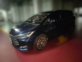 比亚迪 宋MAX 2017款 1.5T 自动智联精英型 7座