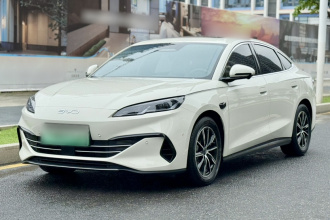 比亚迪 海豹06新能源 2025款 DM-i 智驾版 80KM尊贵型