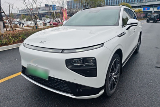 小鹏G9 2022款 702 Pro