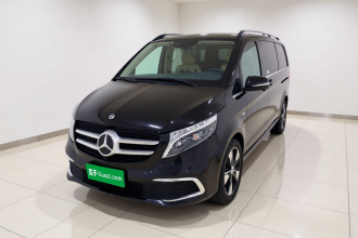 奔驰V级 2022款 V 260 L 长轴距尊贵版