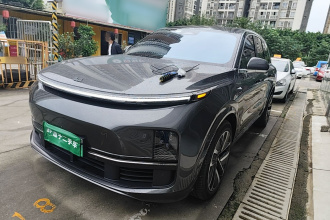理想汽车 理想L8 2023款 Pro