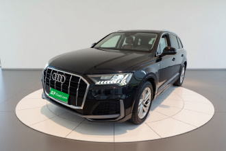 奥迪Q7 2021款 55 TFSI quattro S line运动型