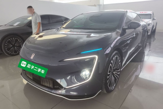 阿维塔12 2024款 700 三激光后驱奢享版