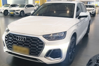 奥迪Q5L 2022款 40T 时尚动感型