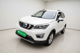 长安CS15 2016款 1.5L 自动豪华版
