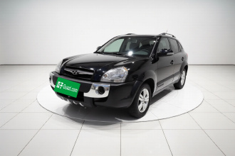 现代 途胜 2009款 2.0L 自动两驱天窗型