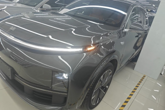 理想汽车 理想L8 2025款 Ultra 智能焕新版