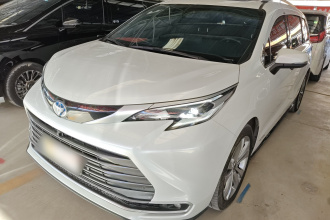 丰田 赛那SIENNA 2021款 2.5L混动 尊贵版
