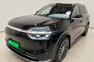 鸿蒙智行 问界M8 2025款 增程 Max+版 53.4kWh 6座版 (192线激光雷达）