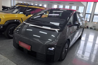 理想汽车 理想MEGA 2025款 Home 家庭特别版