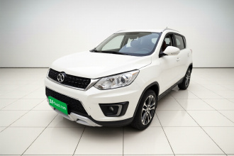 北京汽车 绅宝X35 2016款 1.5L 手动豪华版