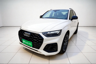奥迪Q5L 2023款 45T 豪华动感型