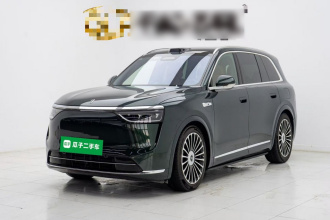 鸿蒙智行 问界M8 2025款 增程 Ultra版 53.4kWh 6座版 (192线激光雷达）