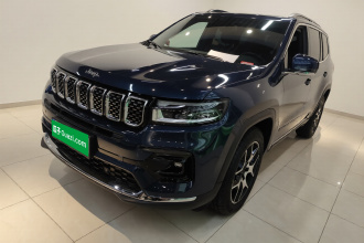Jeep 大指挥官 2022款 2.0T 两驱豪华版