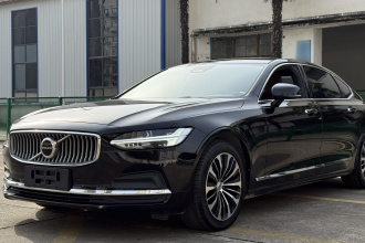 沃尔沃S90 2023款 B5 智逸豪华版