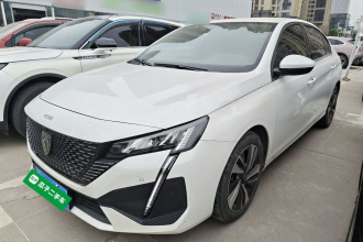 标致408 2022款 1.6T 追光版