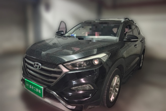 现代 途胜 2015款 1.6T 双离合两驱智能型