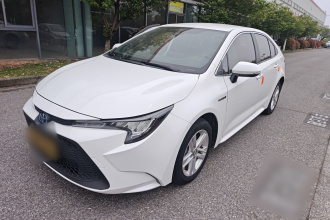 丰田 雷凌 2022款 双擎 1.8H E-CVT领先版