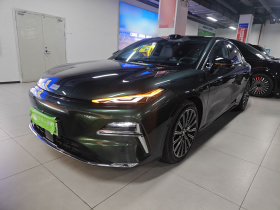 吉利银河 银河星耀8 2025款 130km EM-P 星舰版