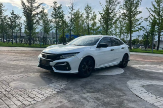 本田 思域 2021款 HATCHBACK 220TURBO CVT潮酷控