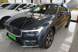沃尔沃XC60 2025款 B5 四驱智逸豪华版