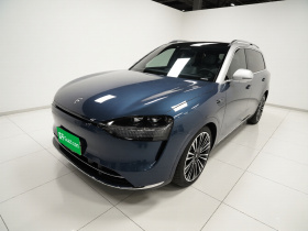 鸿蒙智行 问界M9 2024款 增程 Ultra版 42kWh 6座版