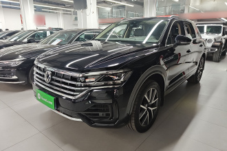 大众 途锐 2021款 3.0TSI 锐享版 经典运动套装