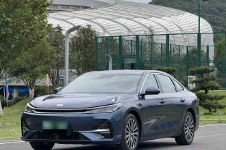 吉利银河 银河A7 2025款 EM-i 150km 星舰版