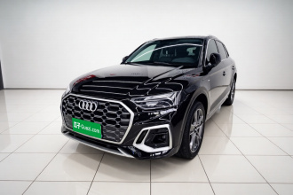 奥迪Q5L 2022款 改款 45T 豪华动感型