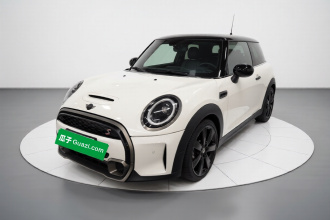 MINI 2023款 2.0T COOPER S 国王十字特别版
